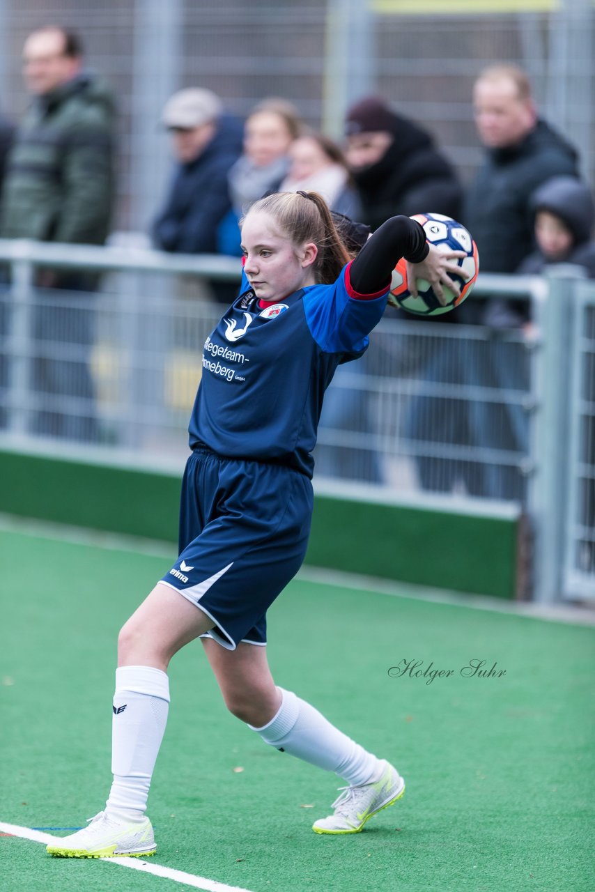 Bild 144 - wBJ VfL Pinneberg - St. Pauli : Ergebnis: 7:0 (Abbruch)